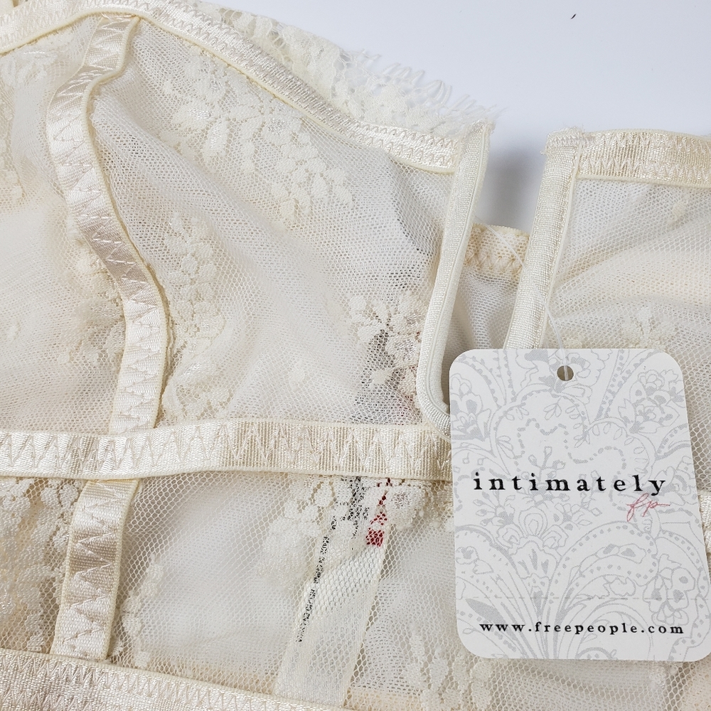 Free People NWT Layer in Floral Lace Bustier in Ivory Size Small Retail $48 - Picture 12 of 13
